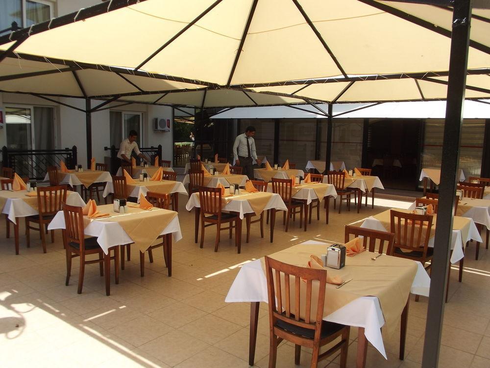 Ege Montana Hotel Beldibi  Exterior photo
